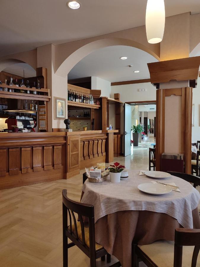 Hotel Cristallo Conegliano Luaran gambar