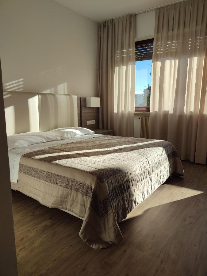 Hotel Cristallo Conegliano Luaran gambar