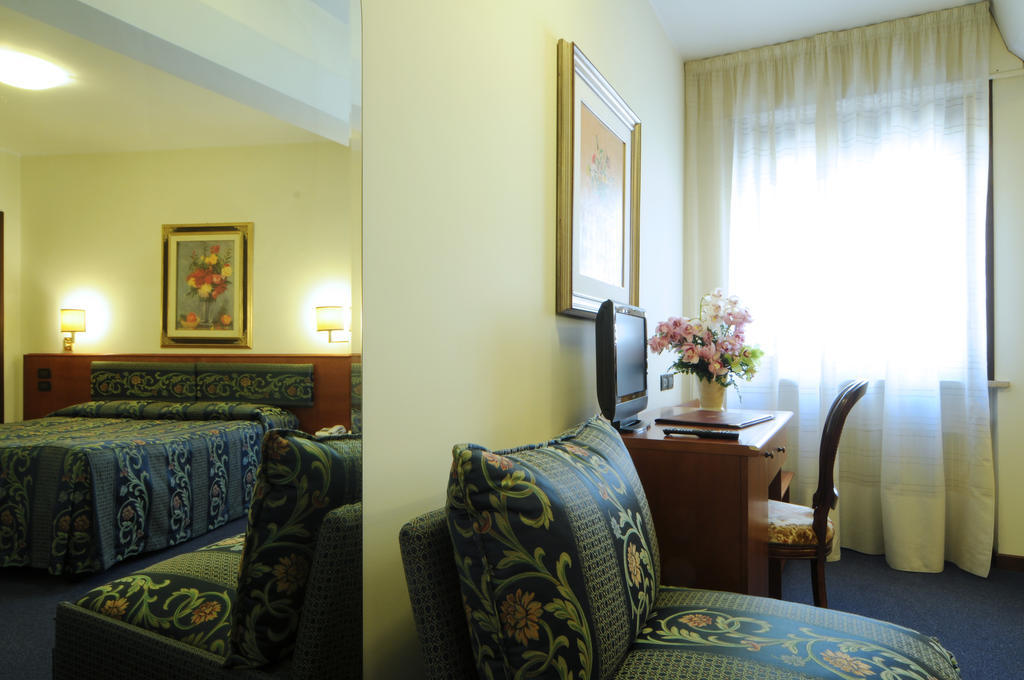Hotel Cristallo Conegliano Luaran gambar