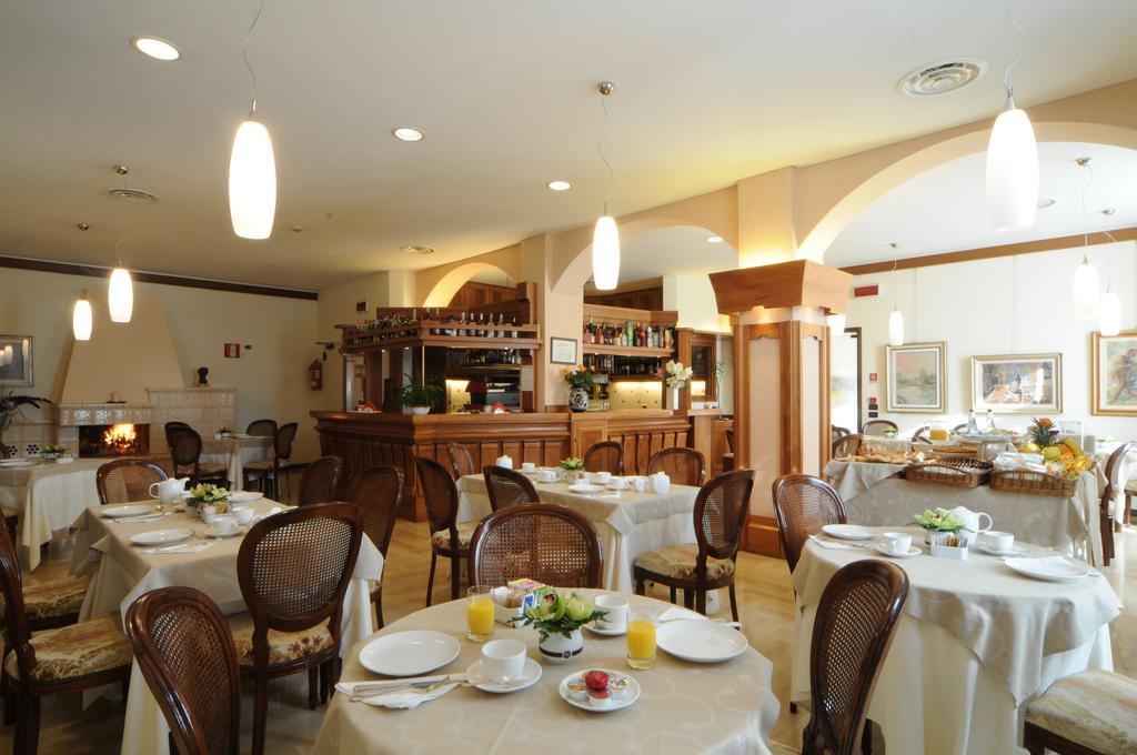 Hotel Cristallo Conegliano Luaran gambar