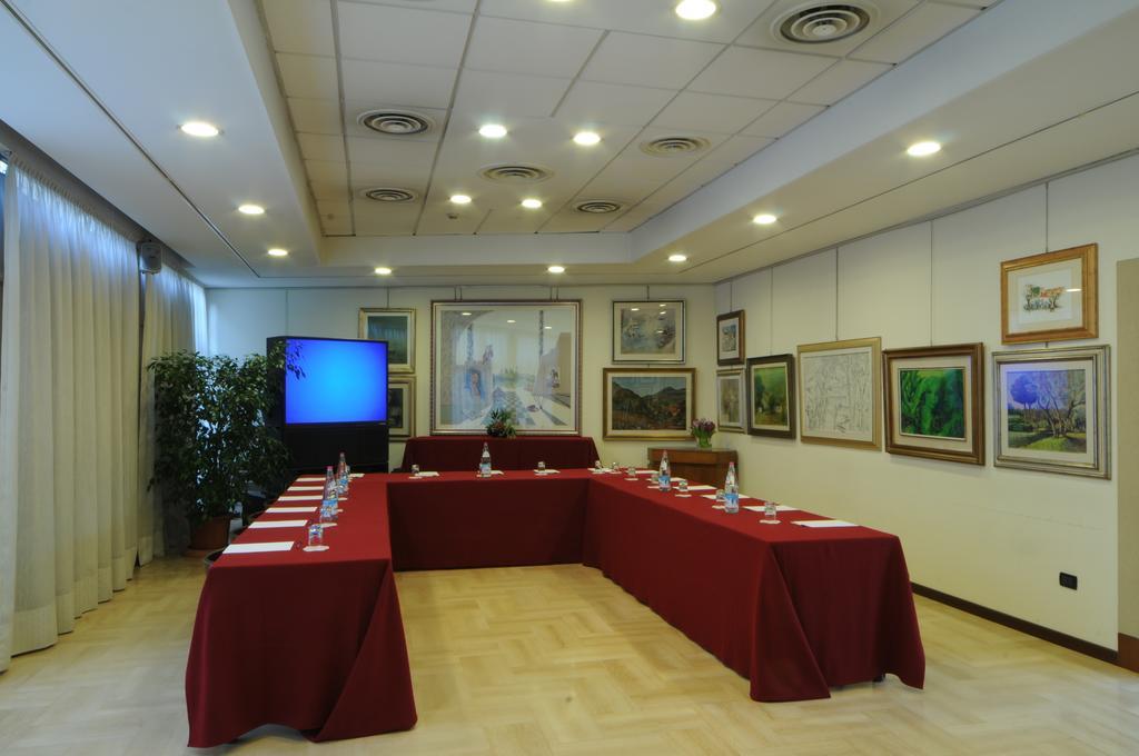 Hotel Cristallo Conegliano Luaran gambar