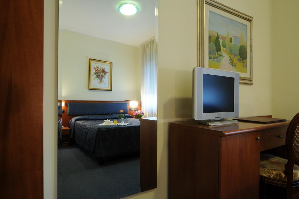 Hotel Cristallo Conegliano Luaran gambar