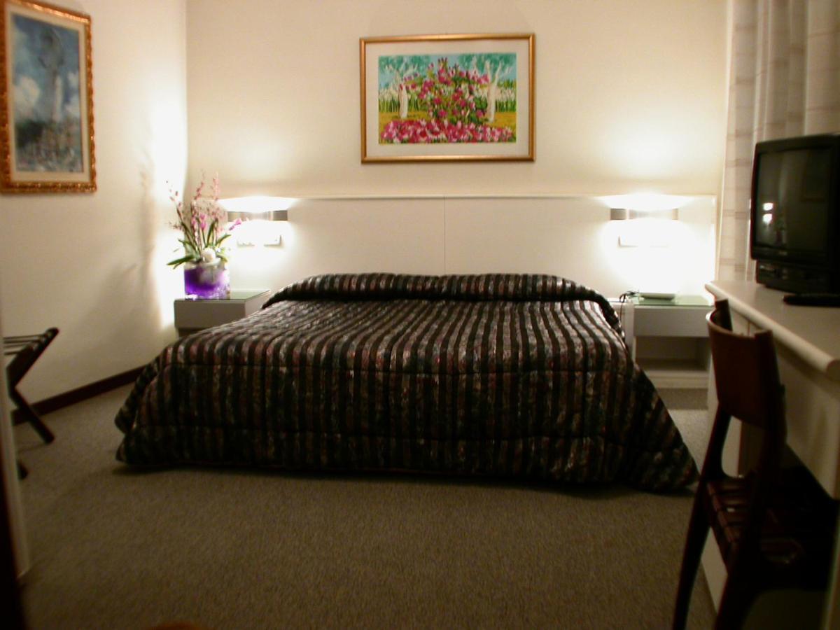 Hotel Cristallo Conegliano Bilik gambar