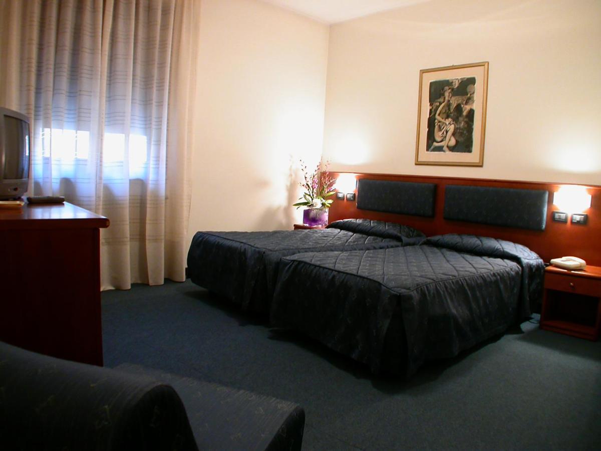 Hotel Cristallo Conegliano Bilik gambar
